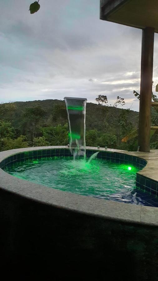 Do Pratagy Com Jacuzzy Prive Bromelia 301