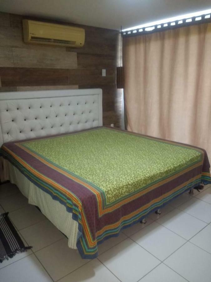 Do Pratagy Com Jacuzzy Prive Bromelia 301 *